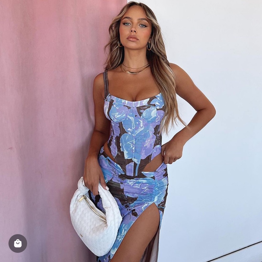 White Fox Set - image 2